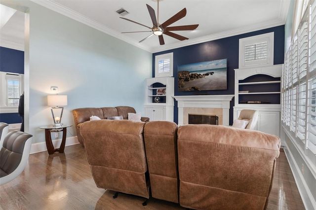 1641 EDGEWATER DRIVE, Mount Dora, FL 32757