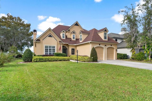 1641 EDGEWATER DRIVE, Mount Dora, FL 32757