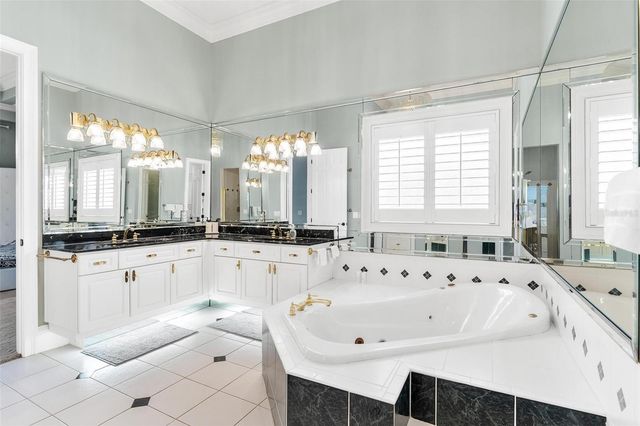 1641 EDGEWATER DRIVE, Mount Dora, FL 32757