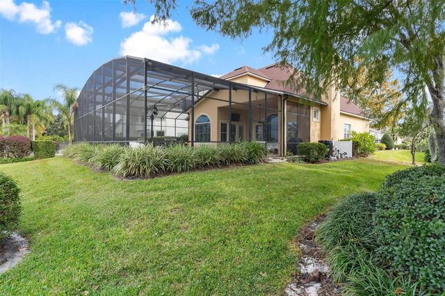 1641 EDGEWATER DRIVE, Mount Dora, FL 32757