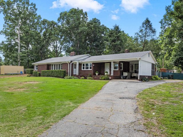 400 Tucker Road, Spartanburg, SC 29306