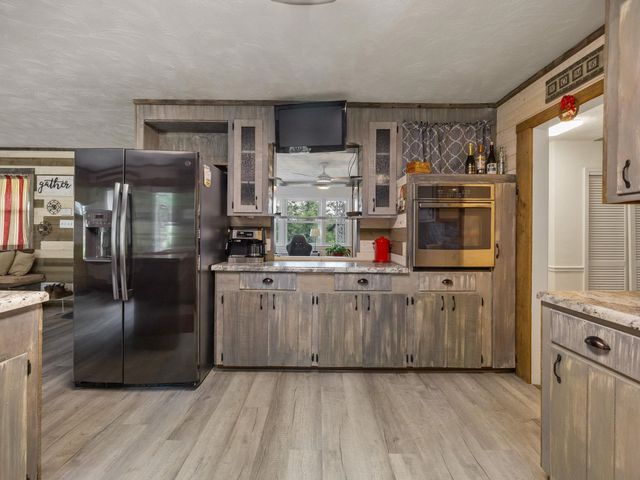 400 Tucker Road, Spartanburg, SC 29306