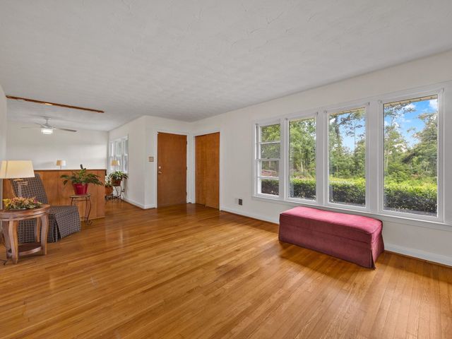 400 Tucker Road, Spartanburg, SC 29306