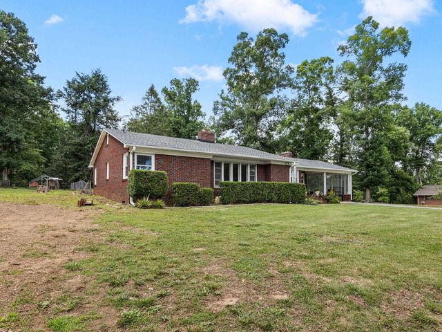 400 Tucker Road, Spartanburg, SC 29306