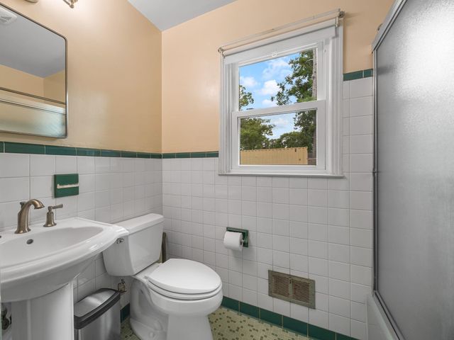 400 Tucker Road, Spartanburg, SC 29306
