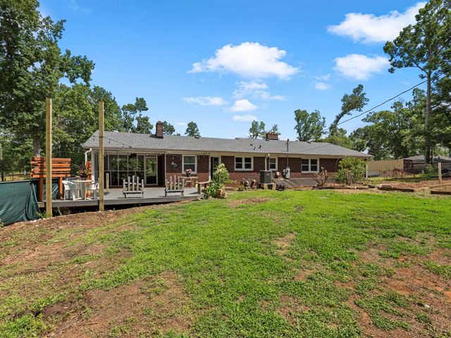 400 Tucker Road, Spartanburg, SC 29306