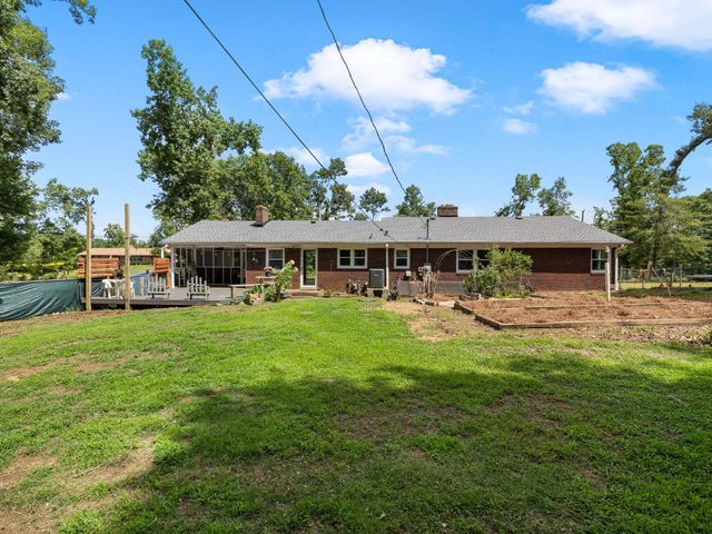 400 Tucker Road, Spartanburg, SC 29306