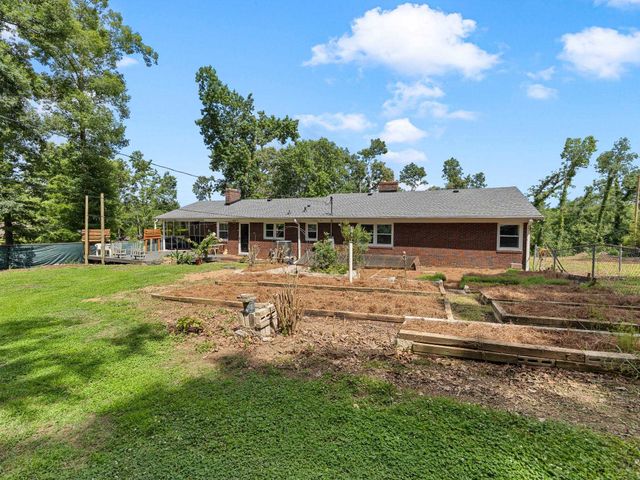 400 Tucker Road, Spartanburg, SC 29306