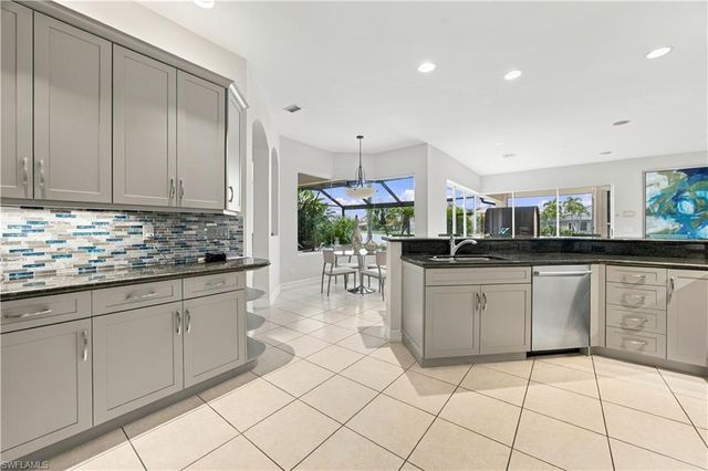 4995 Rustic Oaks CIR, Naples, FL 34105