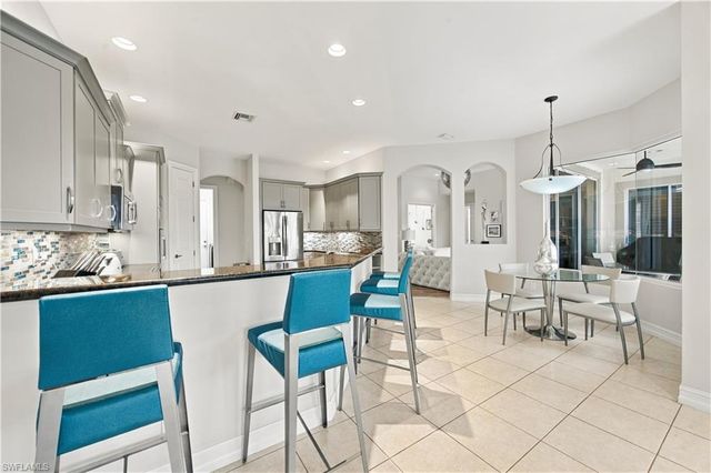 4995 Rustic Oaks CIR, Naples, FL 34105