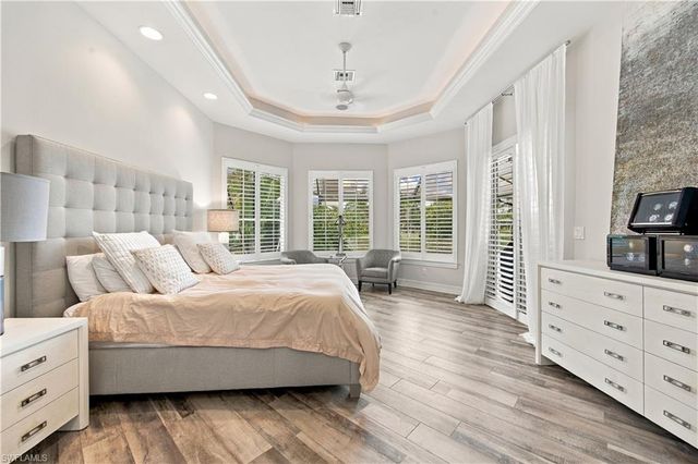 4995 Rustic Oaks CIR, Naples, FL 34105