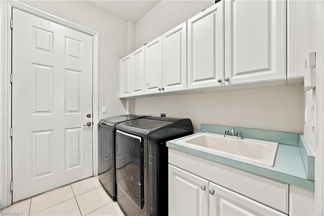 4995 Rustic Oaks CIR, Naples, FL 34105