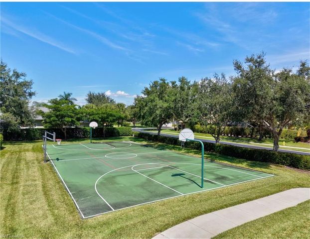 4995 Rustic Oaks CIR, Naples, FL 34105