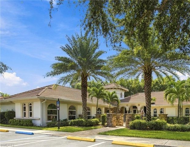 4995 Rustic Oaks CIR, Naples, FL 34105