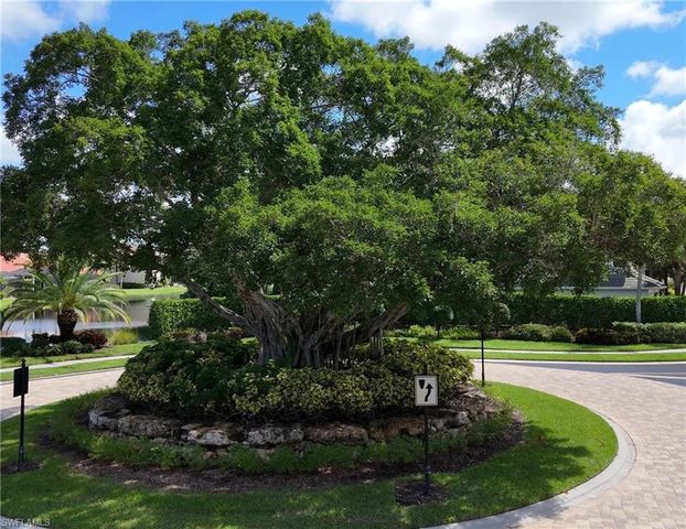 4995 Rustic Oaks CIR, Naples, FL 34105