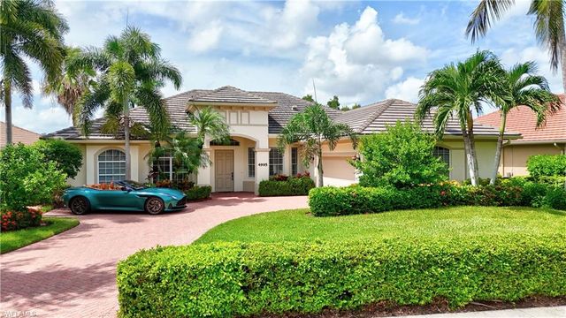 4995 Rustic Oaks CIR, Naples, FL 34105