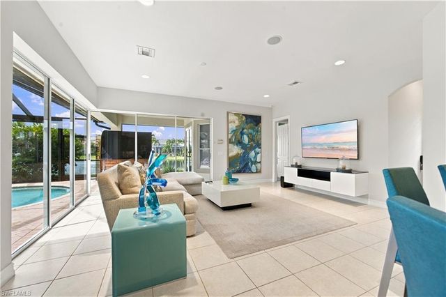 4995 Rustic Oaks CIR, Naples, FL 34105