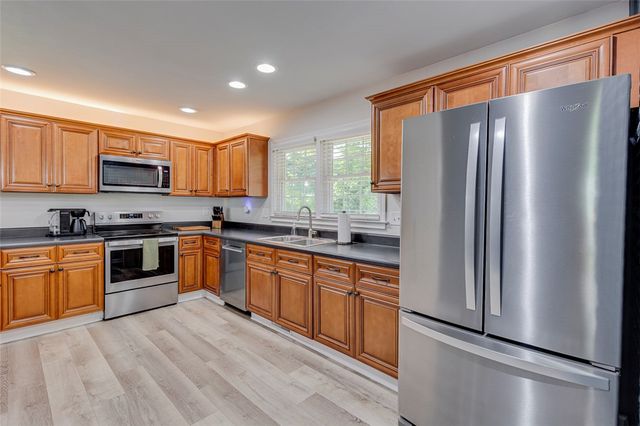 4030 Creekside Drive, Seneca, SC 29672