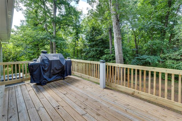 4030 Creekside Drive, Seneca, SC 29672
