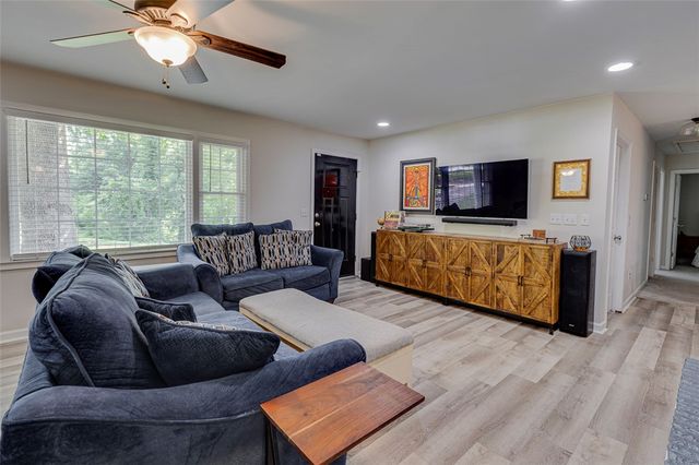 4030 Creekside Drive, Seneca, SC 29672