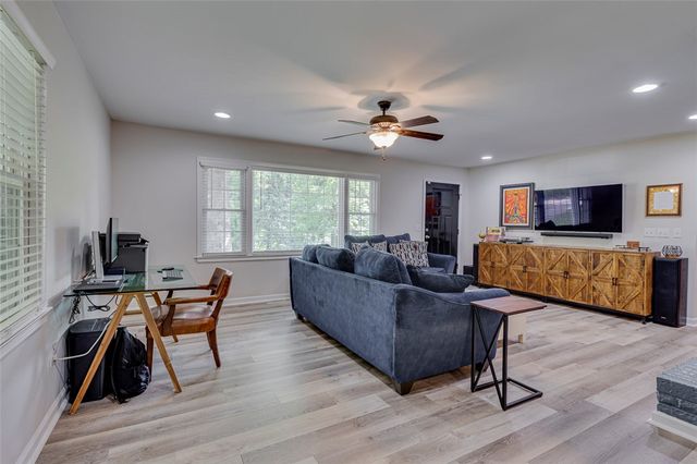 4030 Creekside Drive, Seneca, SC 29672