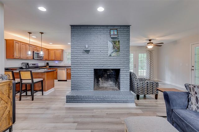4030 Creekside Drive, Seneca, SC 29672