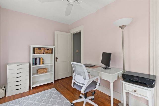 16 Thorndike St, Peabody, MA 01960
