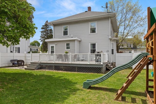 16 Thorndike St, Peabody, MA 01960