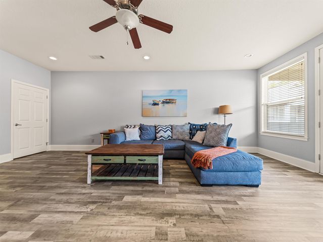 789 Buena Vista Road, Hot Springs National Park, AR 71913