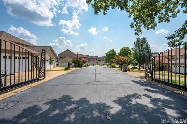 789 Buena Vista Road, Hot Springs National Park, AR 71913