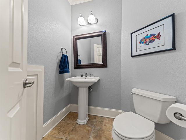 789 Buena Vista Road, Hot Springs National Park, AR 71913