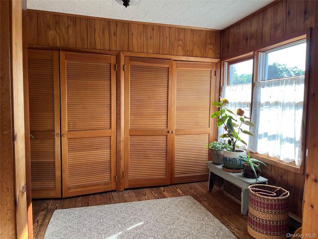 17 Spring Street, Ellenville, NY 12428
