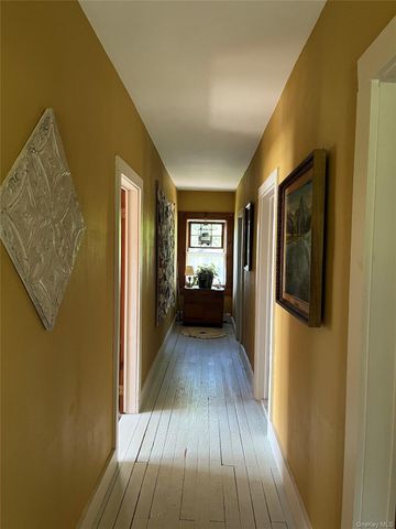 17 Spring Street, Ellenville, NY 12428