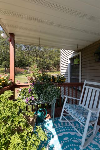 17 Spring Street, Ellenville, NY 12428