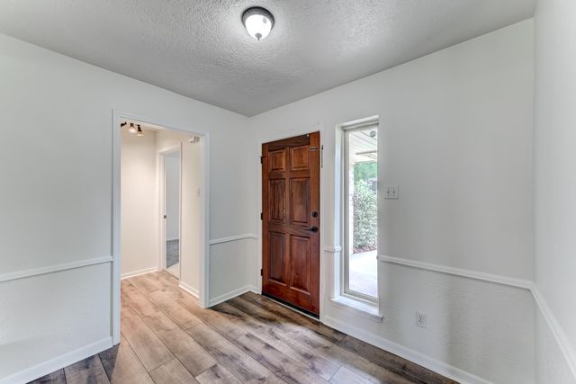 806 S Hyannis Port Street, Crosby, TX 77532