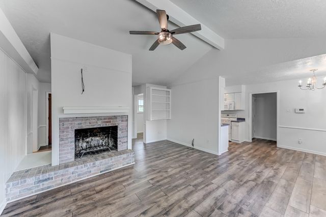 806 S Hyannis Port Street, Crosby, TX 77532