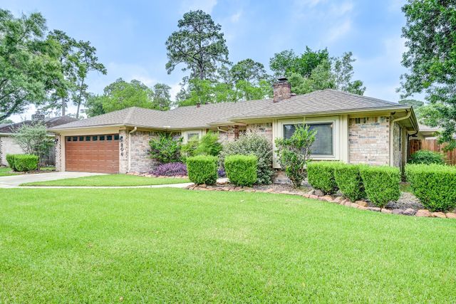 806 S Hyannis Port Street, Crosby, TX 77532