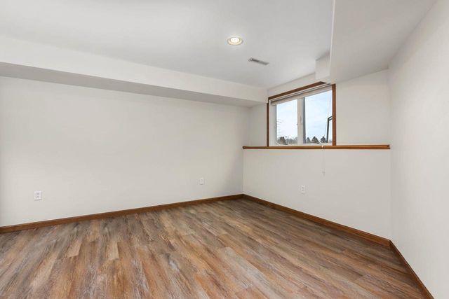 618 Brittingham Court, Portage, WI 53901