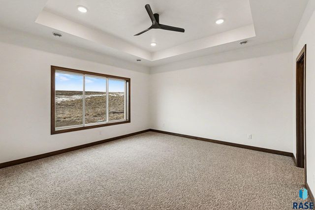 205 N WILDCAT Dr Drive, Sioux Falls, SD 57110