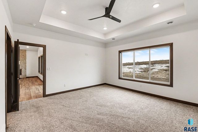 205 N WILDCAT Dr Drive, Sioux Falls, SD 57110