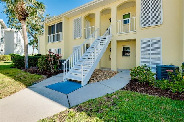 410 CERROMAR CIRCLE S 240, Venice, FL 34293
