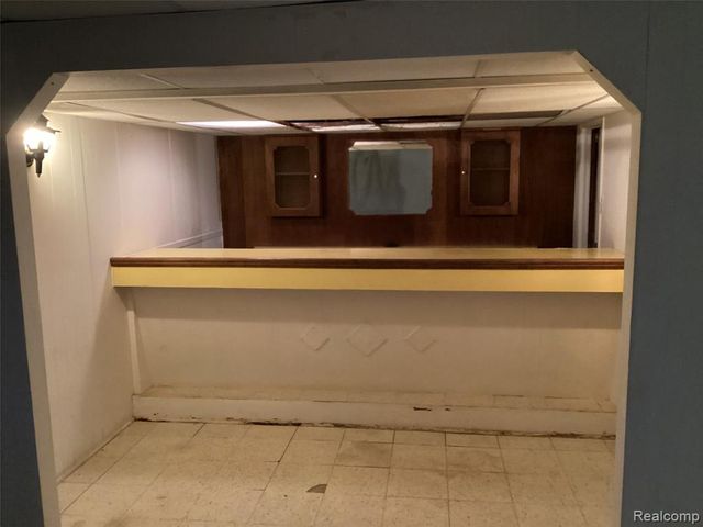 23460 N Stockton Avenue, Farmington Hills, MI 48336