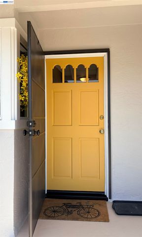 36267 Toulon Pl, Newark, CA 94560