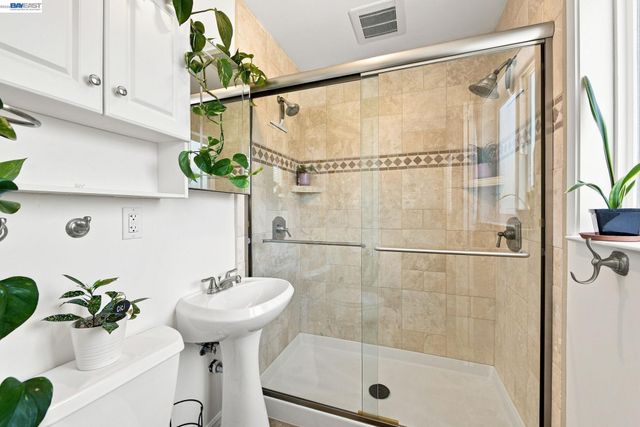 36267 Toulon Pl, Newark, CA 94560
