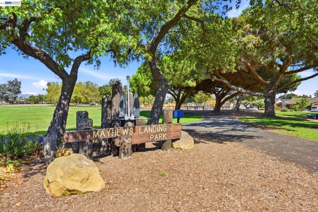 36267 Toulon Pl, Newark, CA 94560