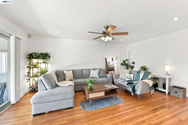 36267 Toulon Pl, Newark, CA 94560
