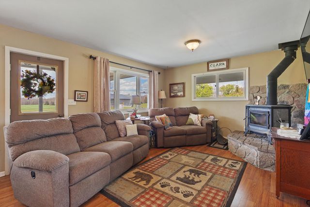 14321 W Austin Road, Manchester, MI 48158