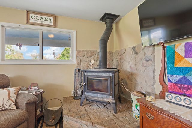 14321 W Austin Road, Manchester, MI 48158