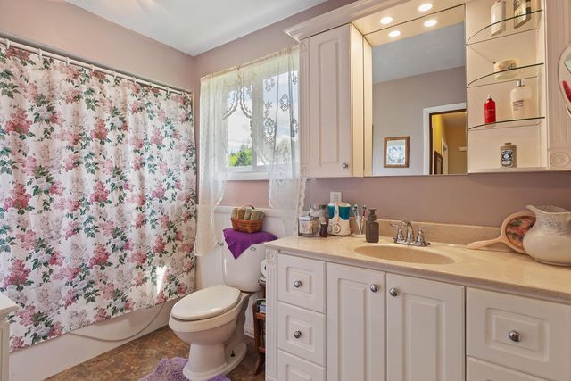 14321 W Austin Road, Manchester, MI 48158