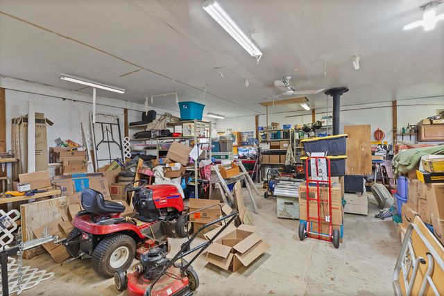 14321 W Austin Road, Manchester, MI 48158